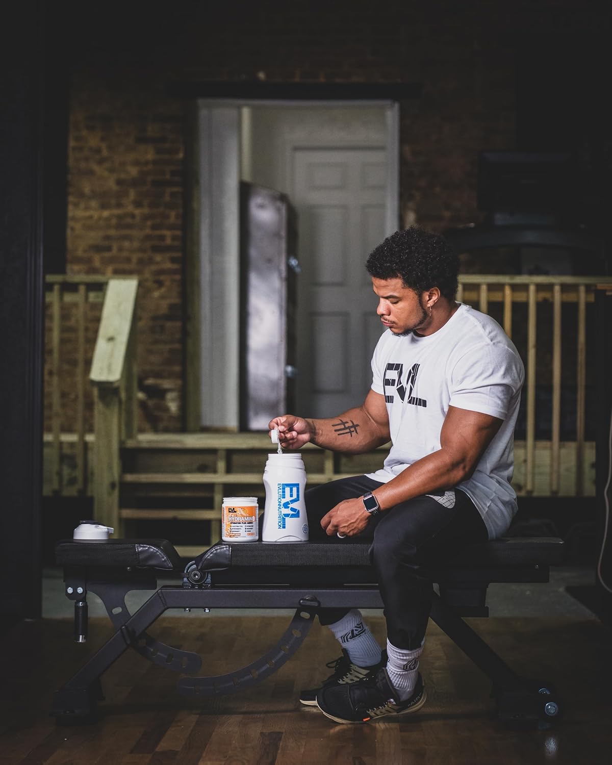 Evlution Nutrition HYDRAMINO Complete Hydration Multiplier, All 6 Electrolytes, Vitamin C & B, Fluid Boosting Aminos, Coconut Water, Endurance, Recovery, Antioxidants, 30 Serve, Orange Mango